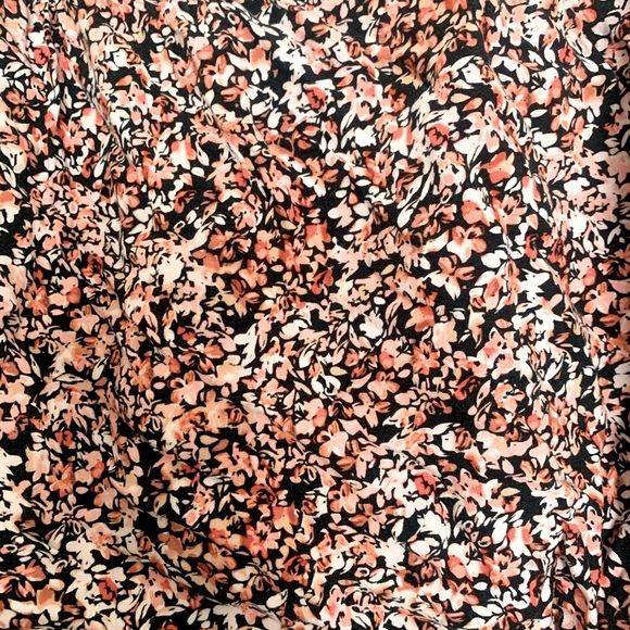 Dynamite Floral Summer Skirt - Picture 2 of 2